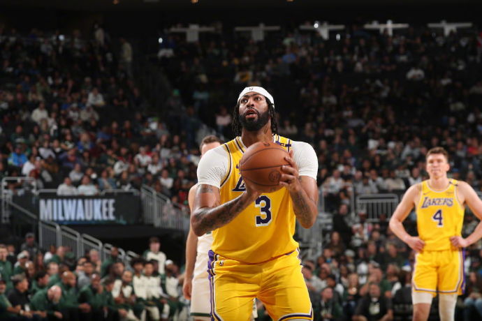 NBA常规赛前瞻 独行侠vs湖人 伤病报告(2025年02月26日)
